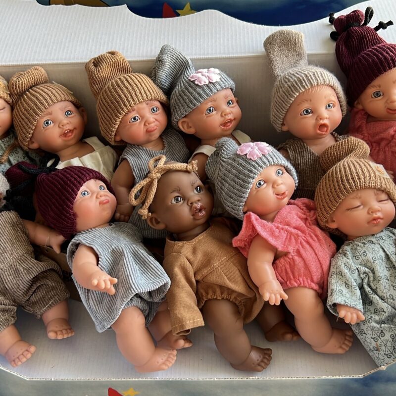 Doll GESTITOS 18cm, LAMAGIK