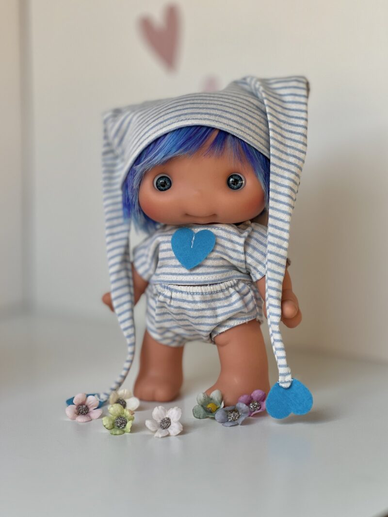 PIU doll, blue hat, 25cm (Marina&Pau)
