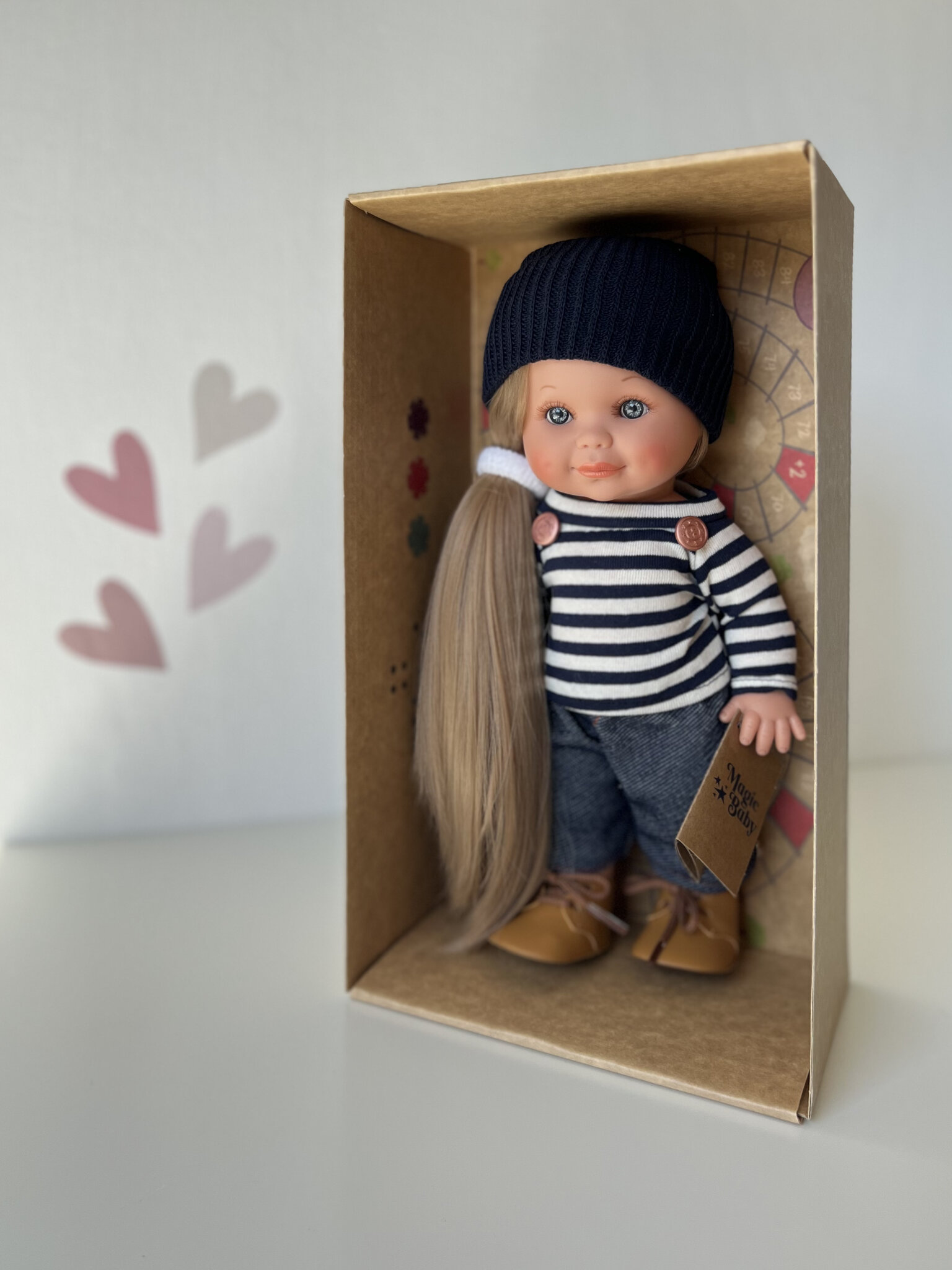 בובת ויניל 30 ס"מ בטי, LAMAGIK